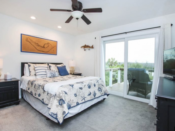 Captiva Island Vacation Rental with 6 Bedrooms & Pool Deeded Beach Access 4 Min Stroll Away